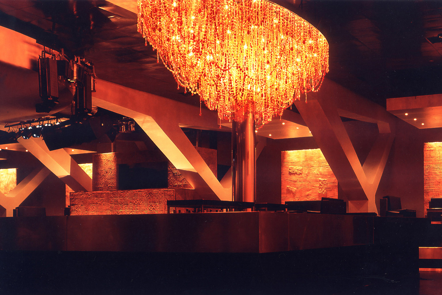 74DISCOTECA